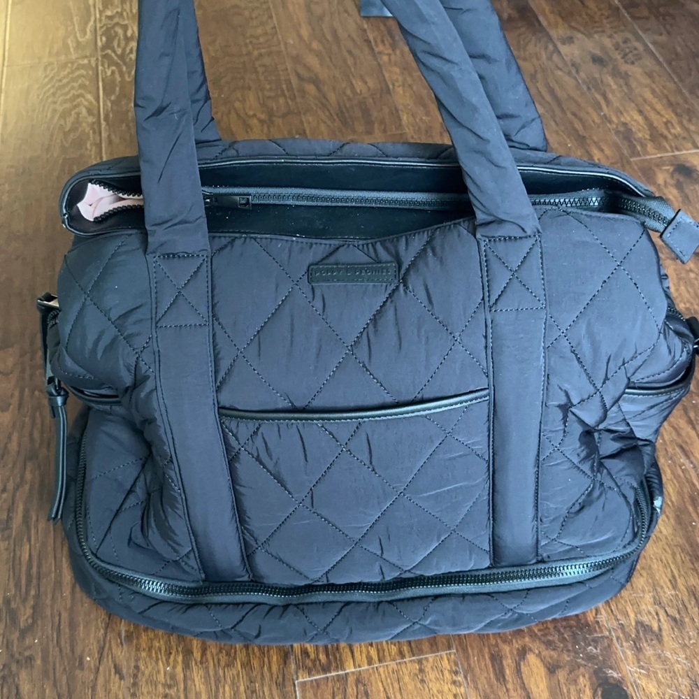 Poppy & Peonies Voyager Quilted Bag